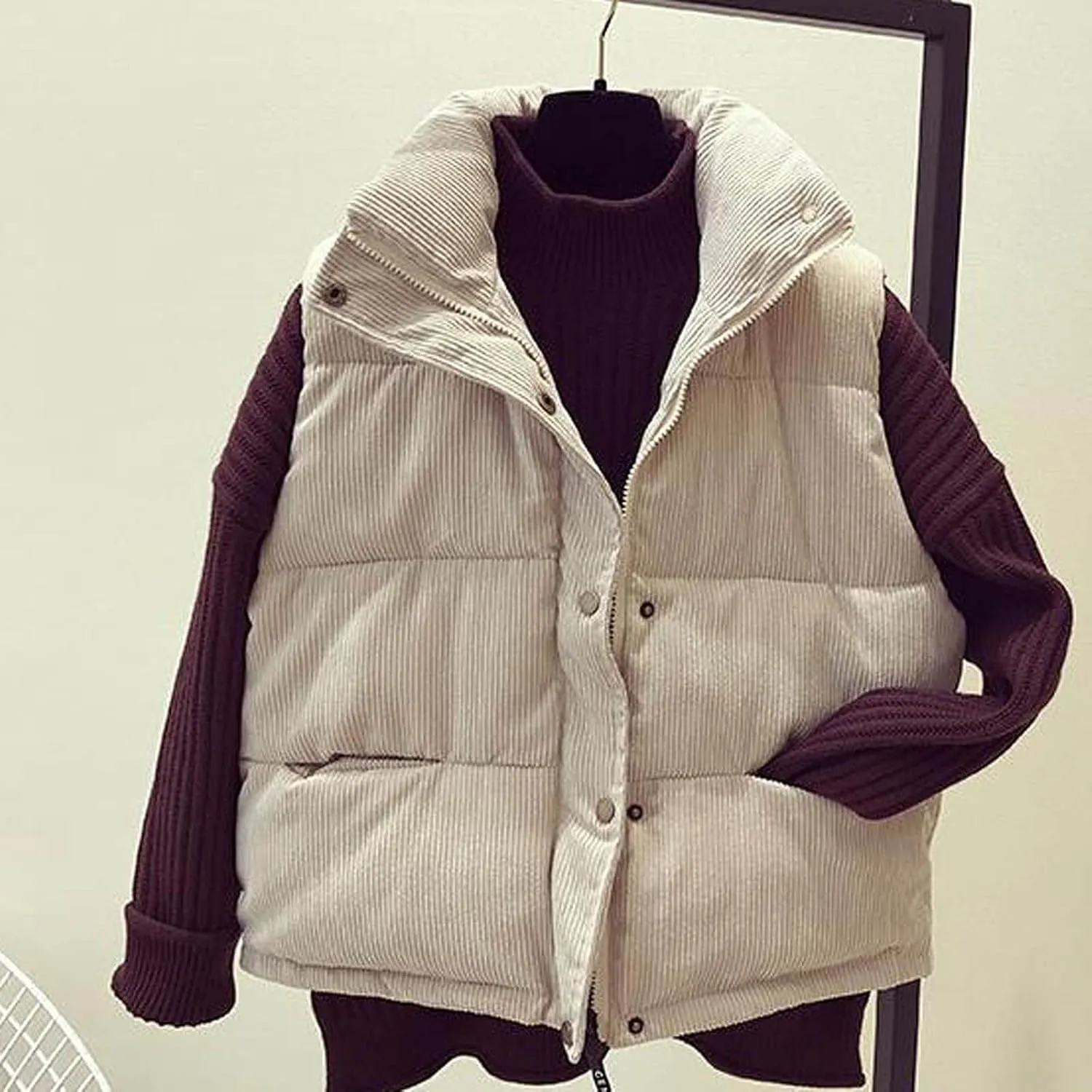 tuduoms Women's Vests Warm Puffer Vest Winter Casual Corduroy Jacket Gilet Light Packable Down Waistcoat Snaps Zip Outwear