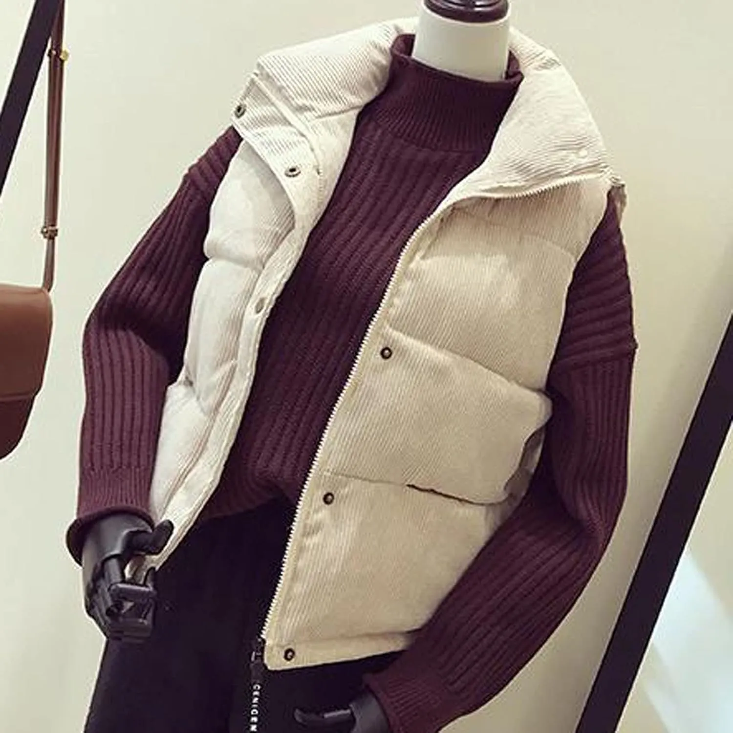 tuduoms Women's Vests Warm Puffer Vest Winter Casual Corduroy Jacket Gilet Light Packable Down Waistcoat Snaps Zip Outwear