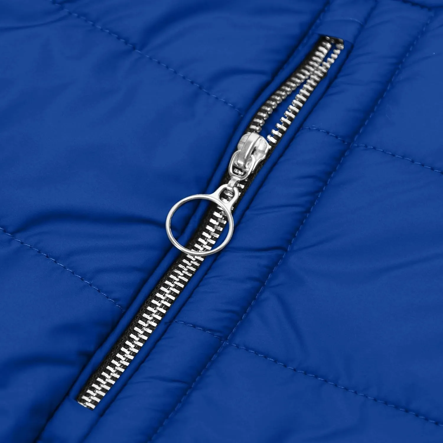 Winter Coats for Women Fleece Lined Warm Down Coats Waterproof Thicken Hooded Zipper Pockets Fashion Puffer Jackets
