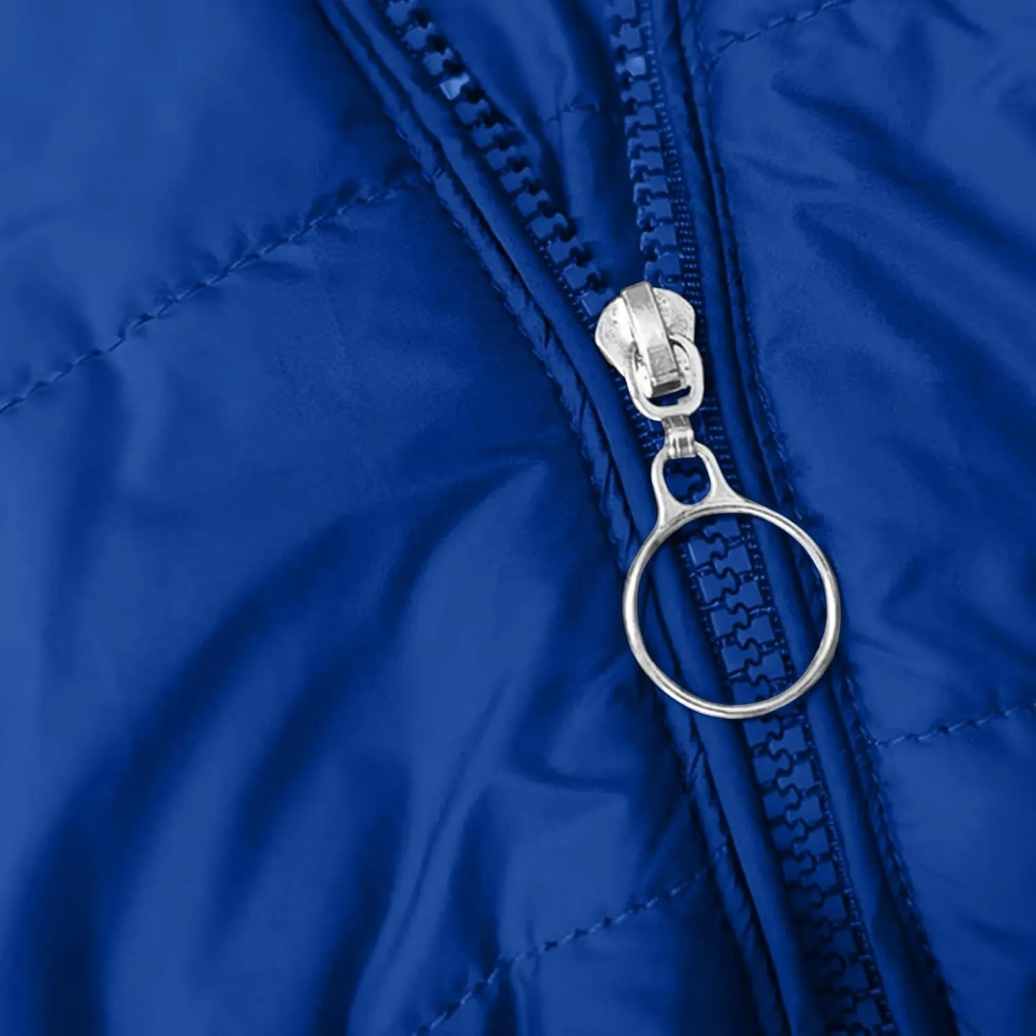 Winter Coats for Women Fleece Lined Warm Down Coats Waterproof Thicken Hooded Zipper Pockets Fashion Puffer Jackets