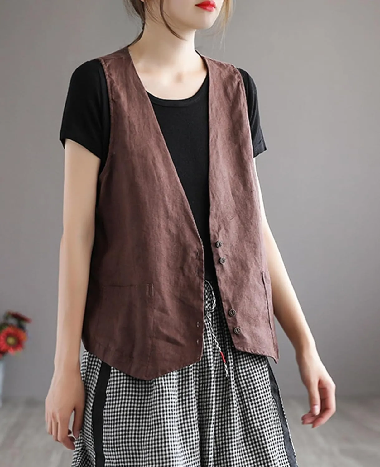 Womens Linen Vest Casual Button Down Sleeveless V Neck Blazer Lightweight Jacket Waistcoat Vest with Pocket
